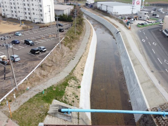 洞堀川河川改修（１）工事